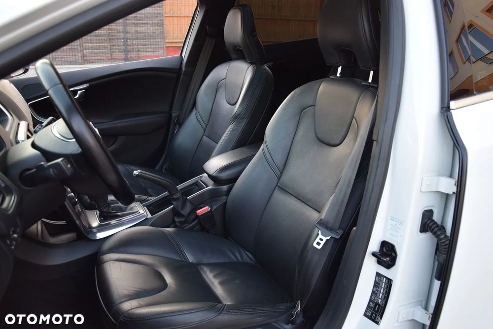 Volvo V40 - 14