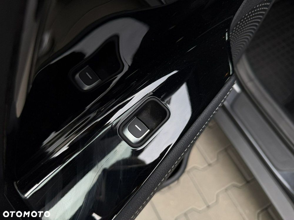 Kia Niro 1.6 GDI Hybrid L - 17