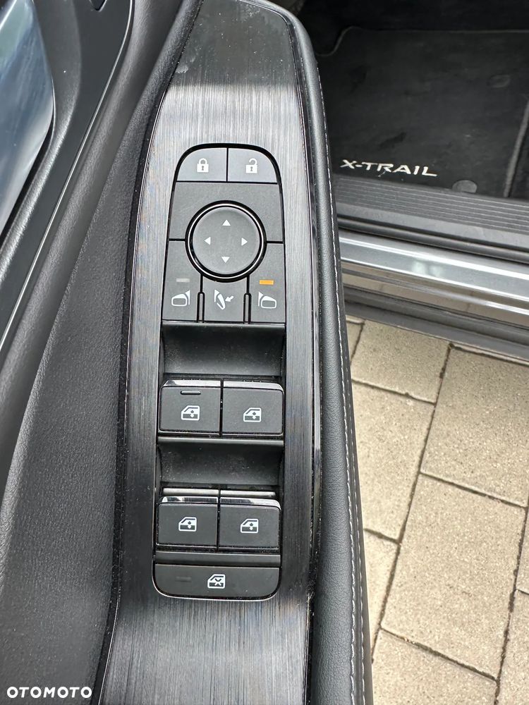 Nissan X-Trail 1.5 VC-T MHEV N-Connecta 2WD Xtronic 7os - 15
