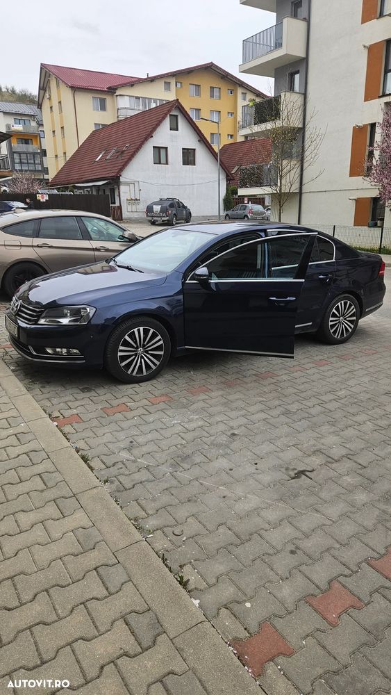 Volkswagen Passat 2.0 TDI DSG Comfortline - 3