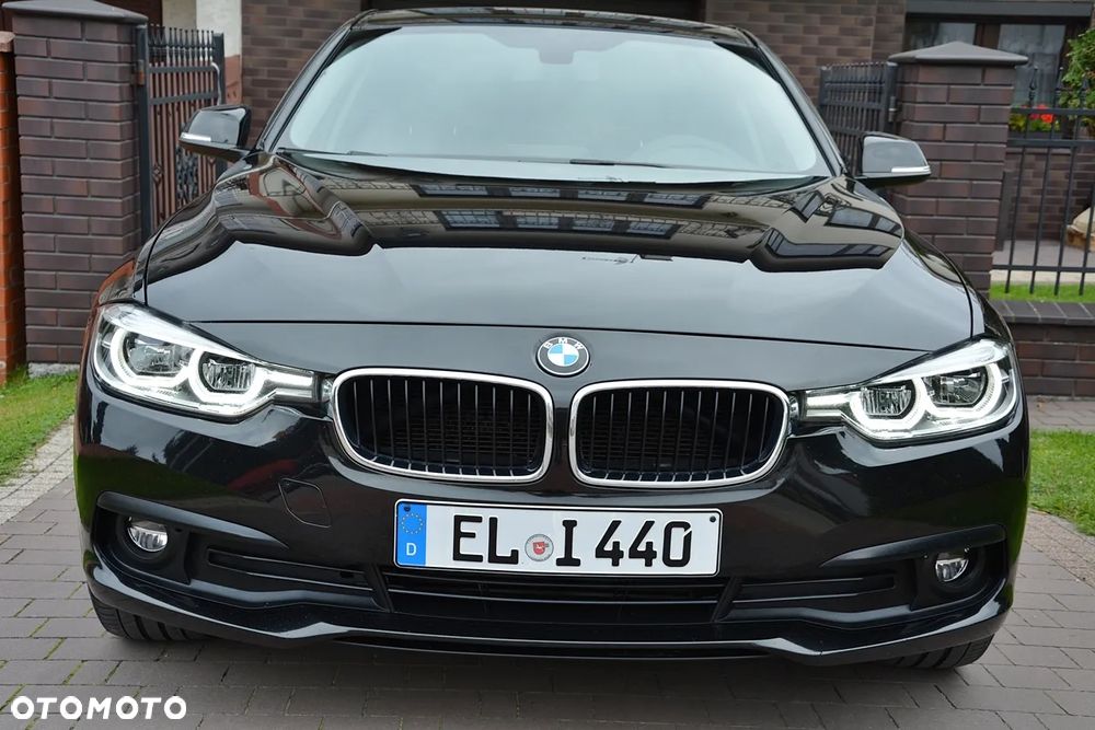BMW Seria 3 320d - 4