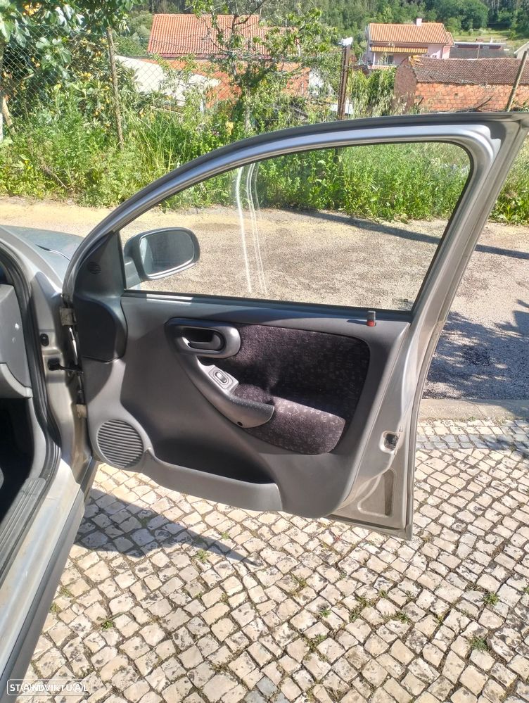Opel Corsa 1.7 DTi 16V Elegance - 50