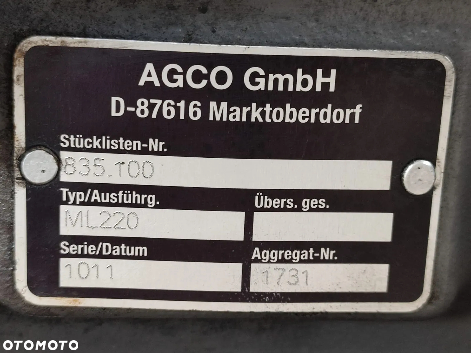 Obudowa skrzyni biegów M8351000500022 FENDT seria 800 - 13