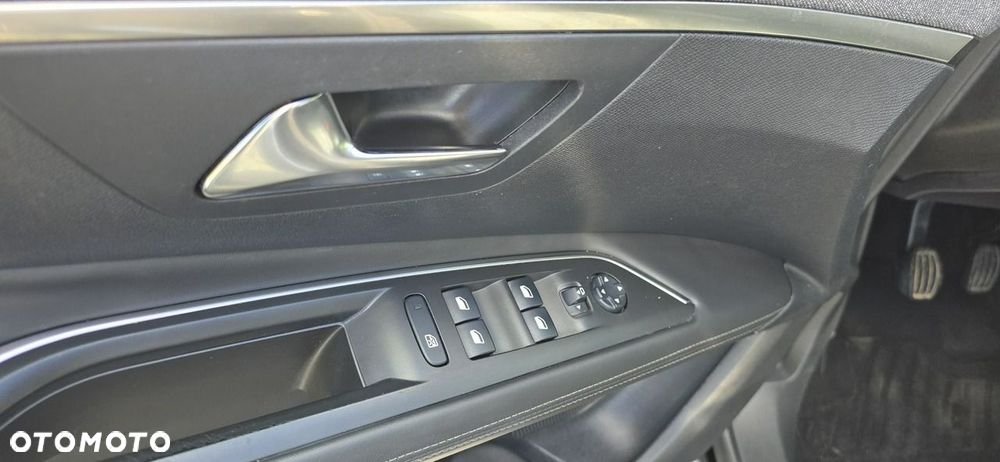 Peugeot 3008 - 27