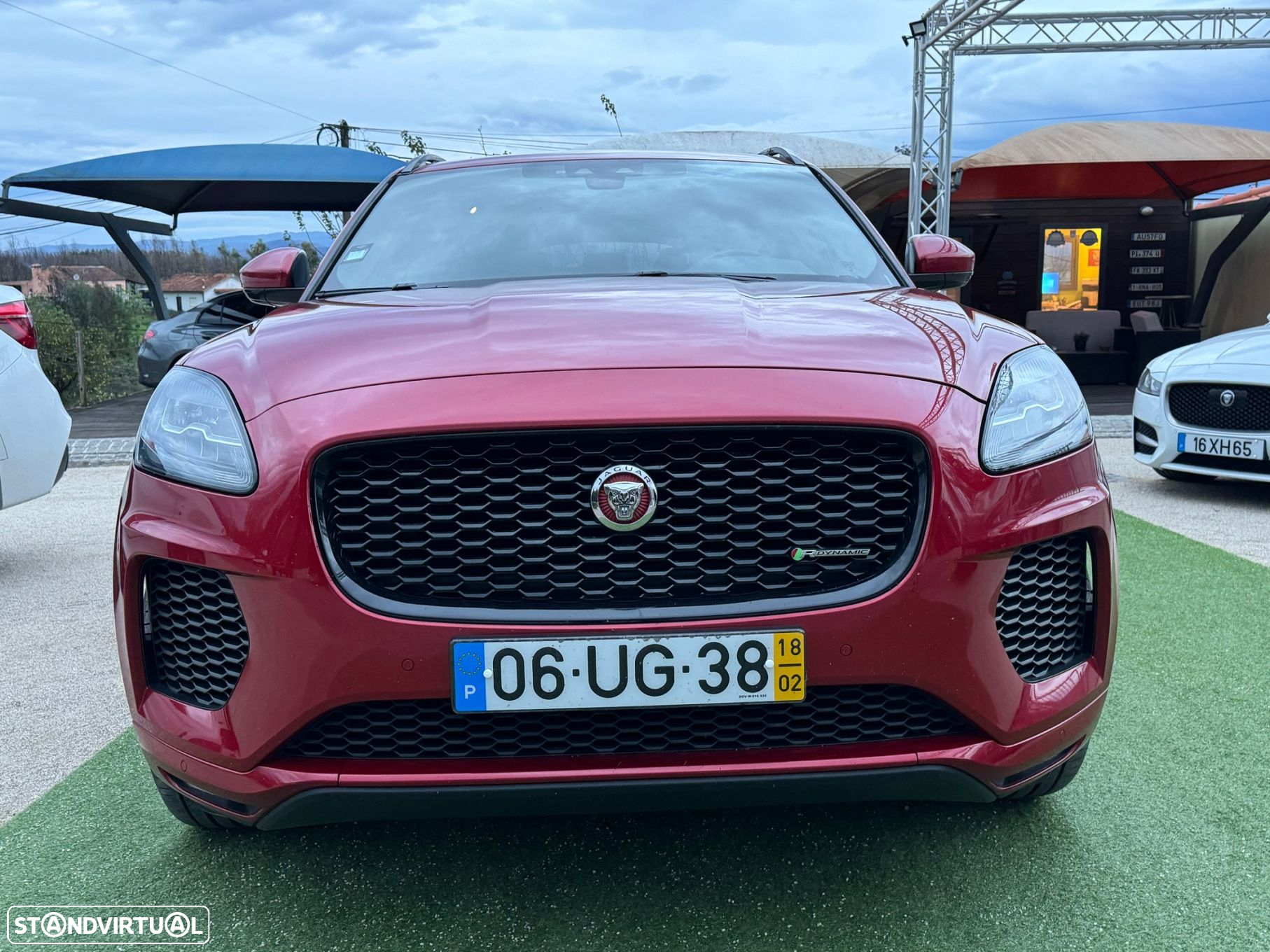 Jaguar E-Pace 2.0 i4D R-Dynamic - 4