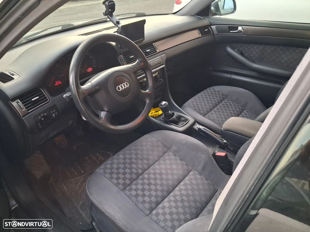 Audi A6 2.5 TDI V6 24v - 5