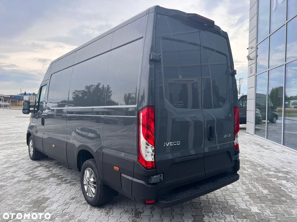 Iveco HIT CENOWY,DOSTĘPNY OD RĘKI,kubatura 12m3 - 5