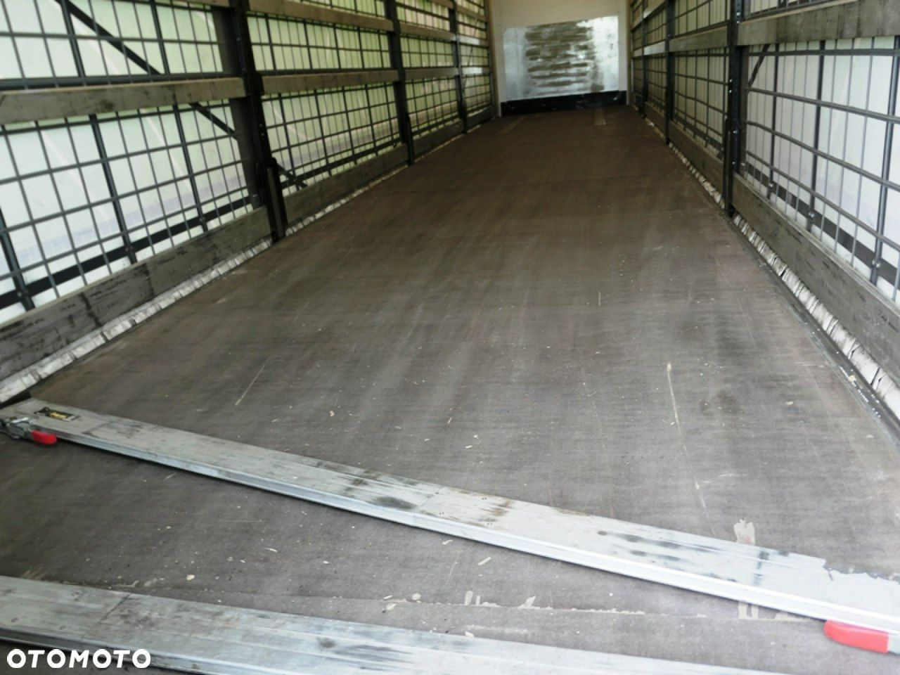 Wielton - 11