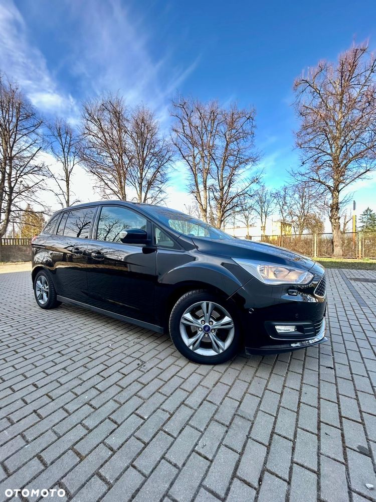 Ford Grand C-MAX - 9