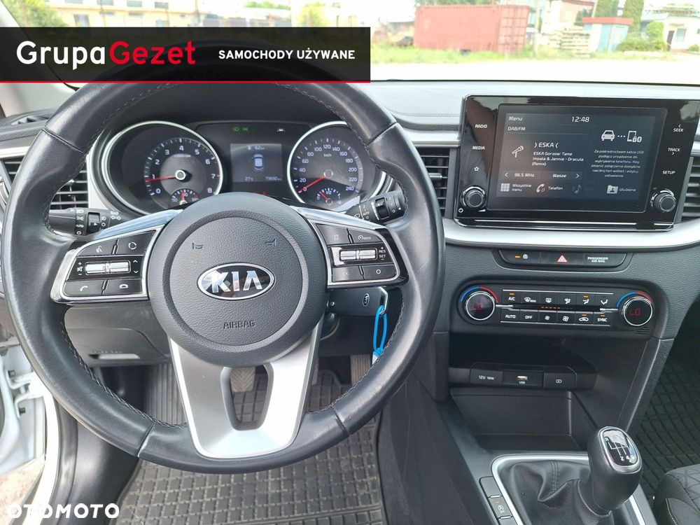 Kia XCeed 1.5 T-GDI M - 13