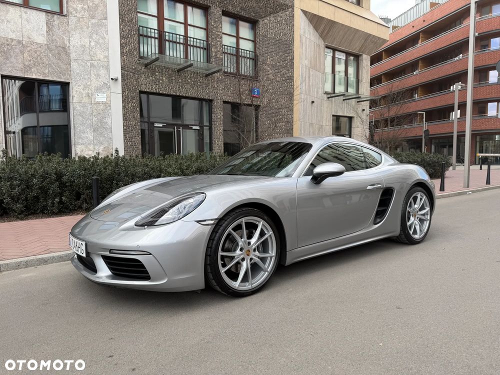Porsche 718 Cayman - 9