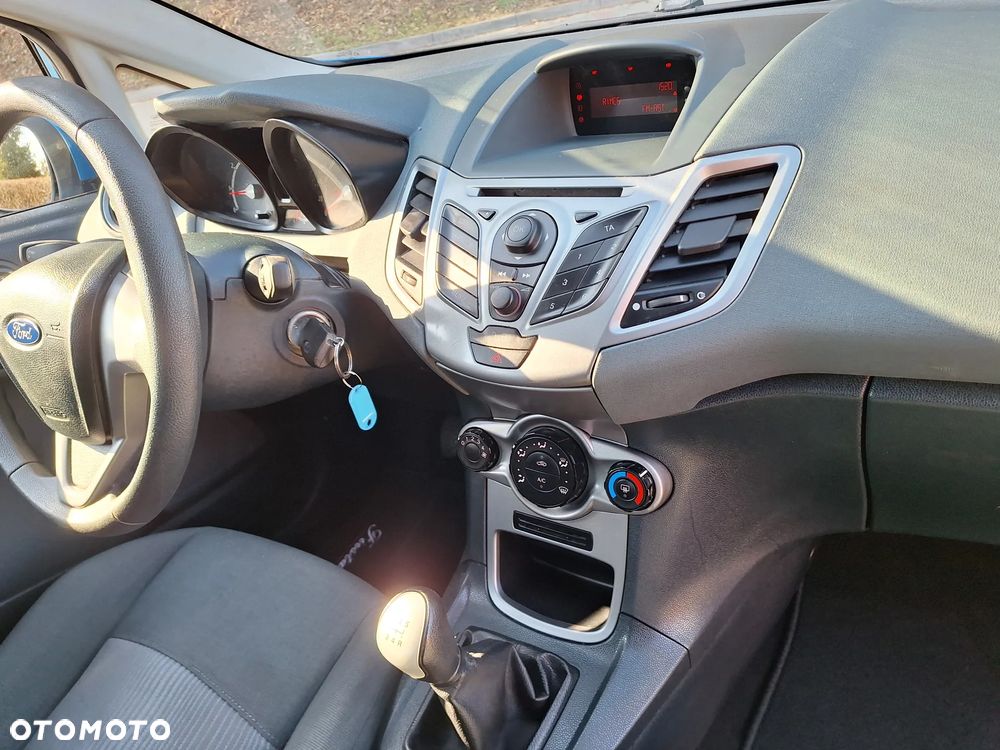 Ford Fiesta 1.25 Titanium - 35