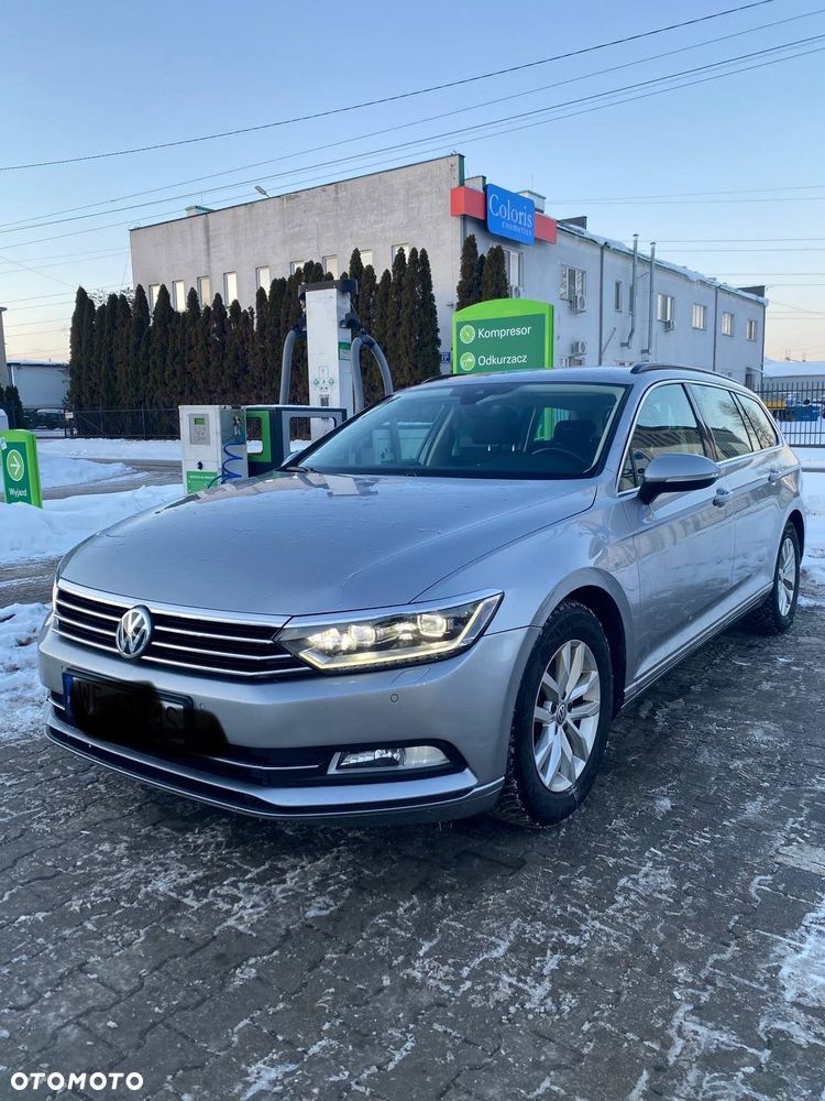 Volkswagen Passat 2.0 TDI SCR Comfortline - 1