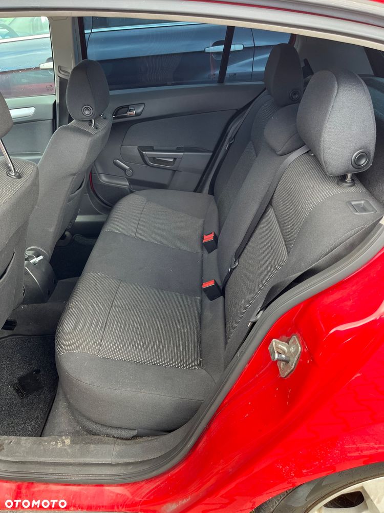 Opel Astra - 14
