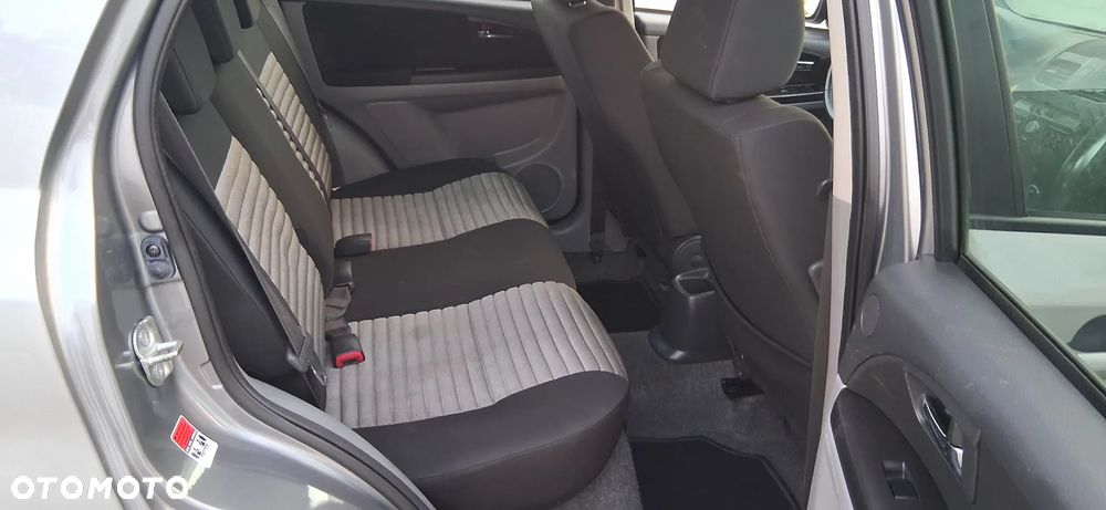 Suzuki SX4 1.6 VVT 4x4 Comfort - 20