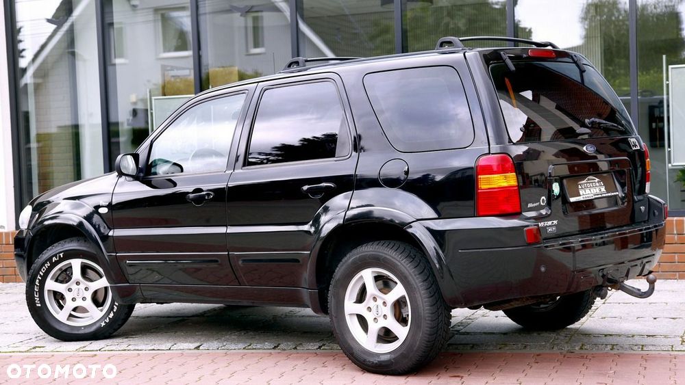 Ford Maverick - 36