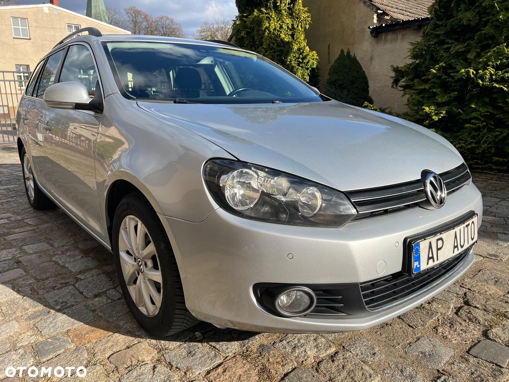 Volkswagen Golf 1.6 TDI DPF Highline - 8