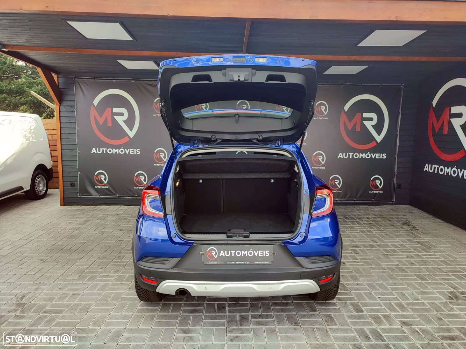 Renault Captur - 28