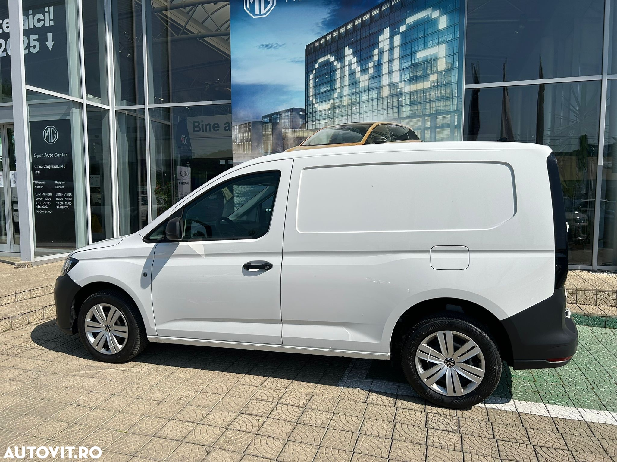 Volkswagen Caddy Cargo - 6