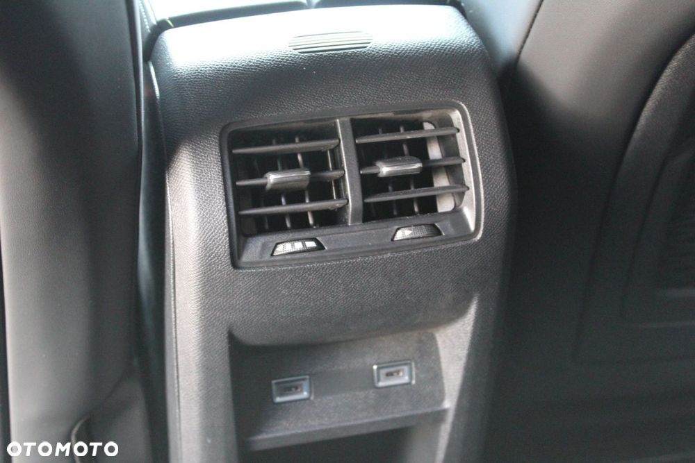 Peugeot 308 - 32