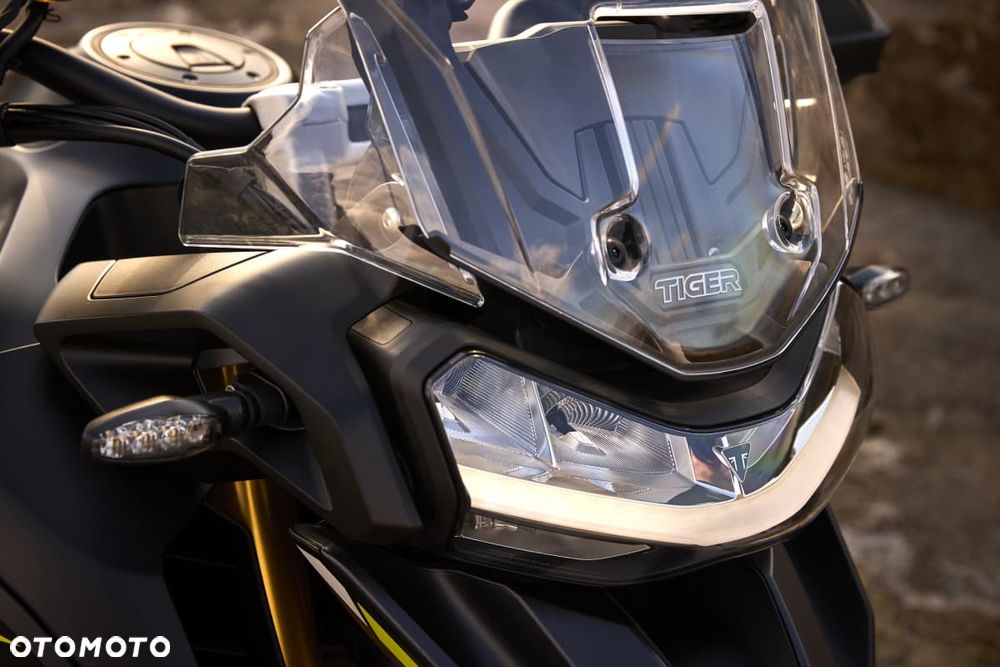 Triumph Tiger - 4