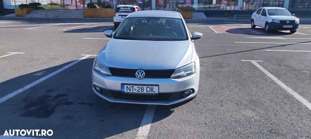 Volkswagen Jetta 1.2 TSI Comfortline - 16