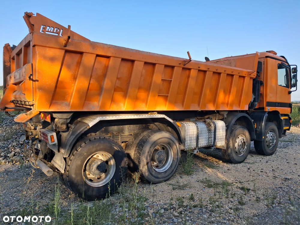 Mercedes-Benz 4143 - 4