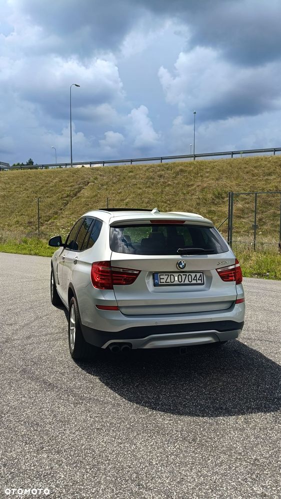 BMW X3 xDrive28i Sport-Aut xLine - 4