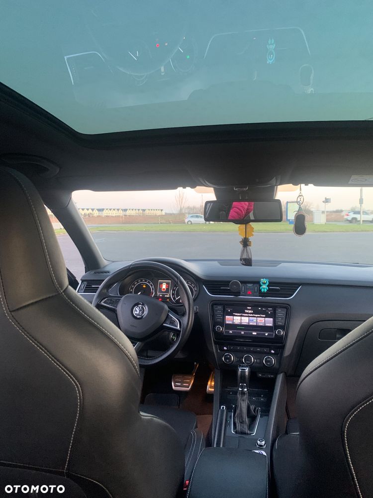 Skoda Octavia 2.0 TDI RS DSG - 24