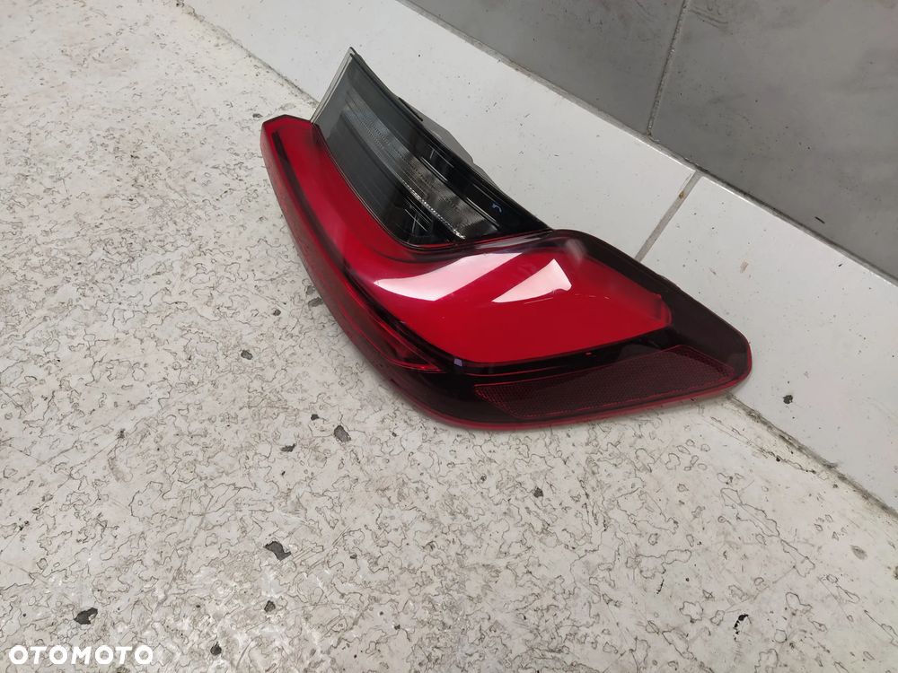 BMW 3 III G20 LAMPA TYŁ TYLNA PRAWA LED W BŁOTNIK ORYGINAŁ - 3