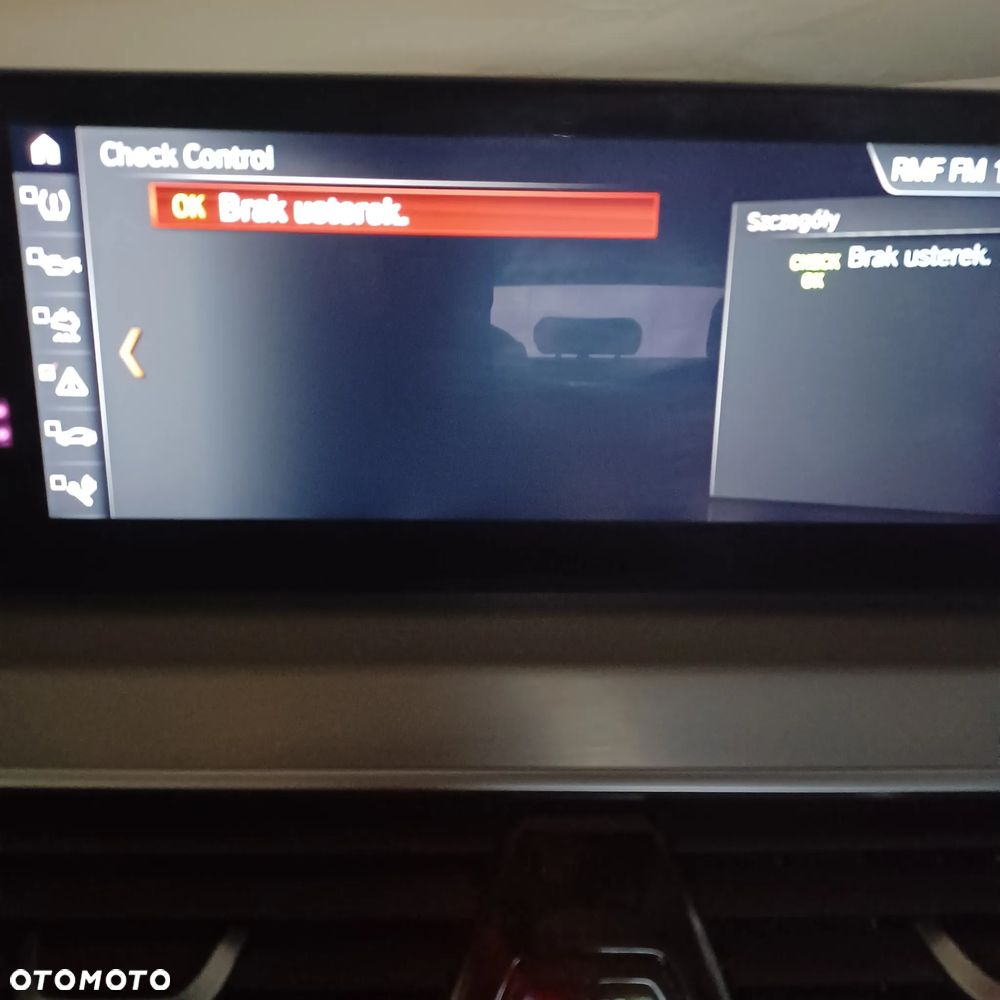 BMW Seria 5 520d - 39