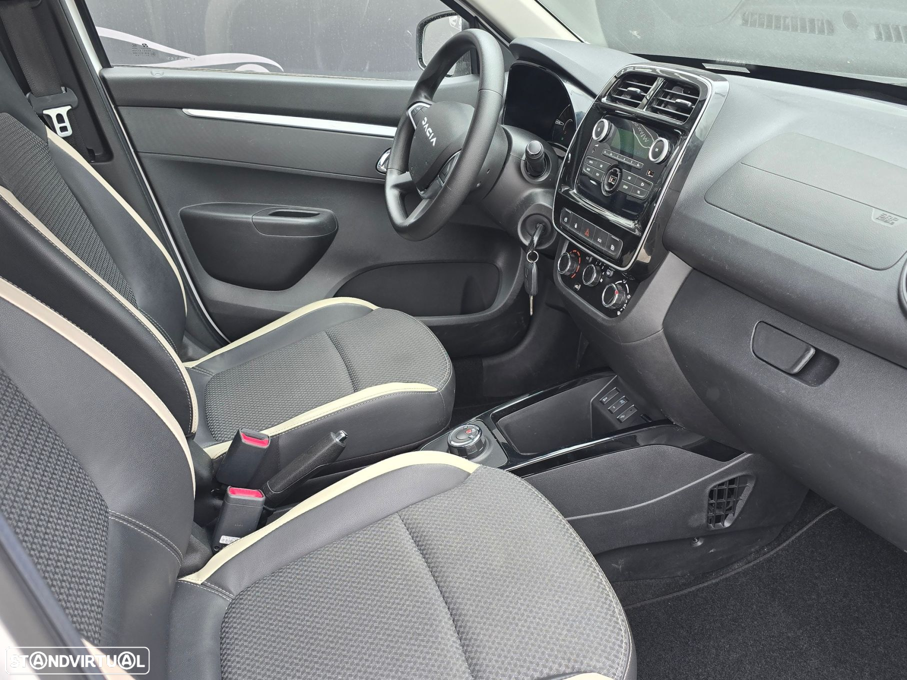 Dacia Spring Electric 45 Comfort Plus - 14