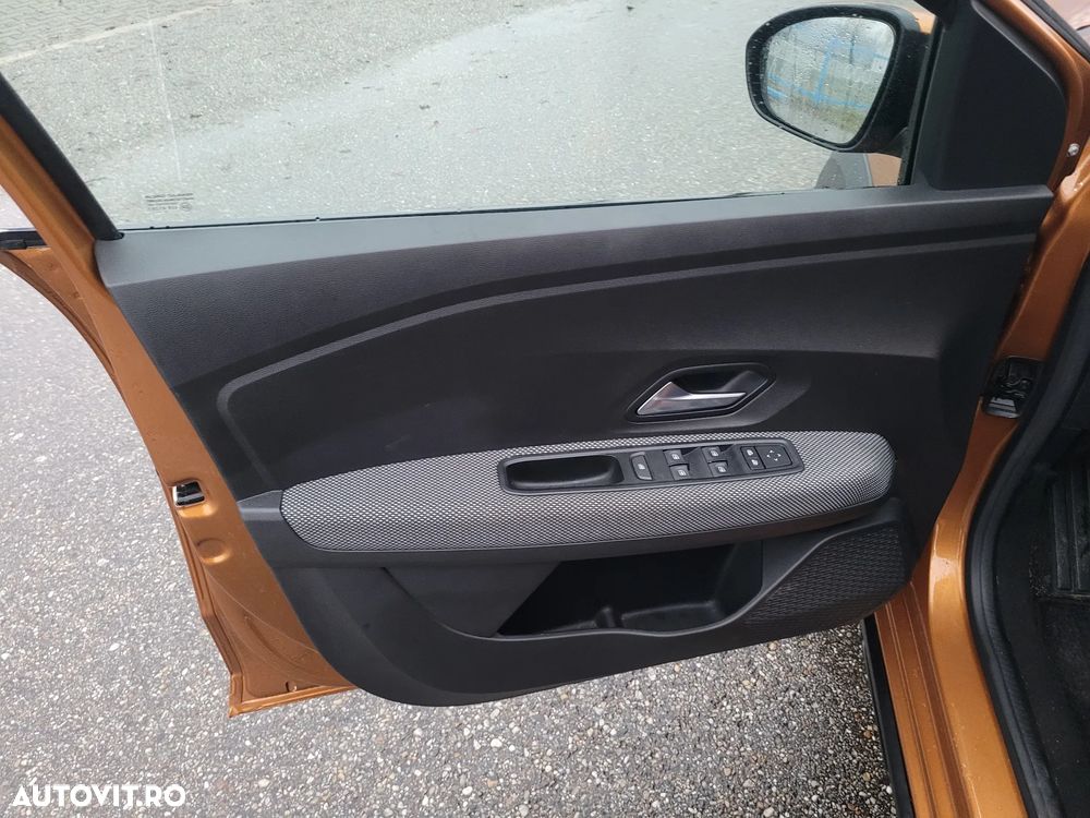 Dacia Sandero Stepway TCe 90 MT6 Comfort - 9