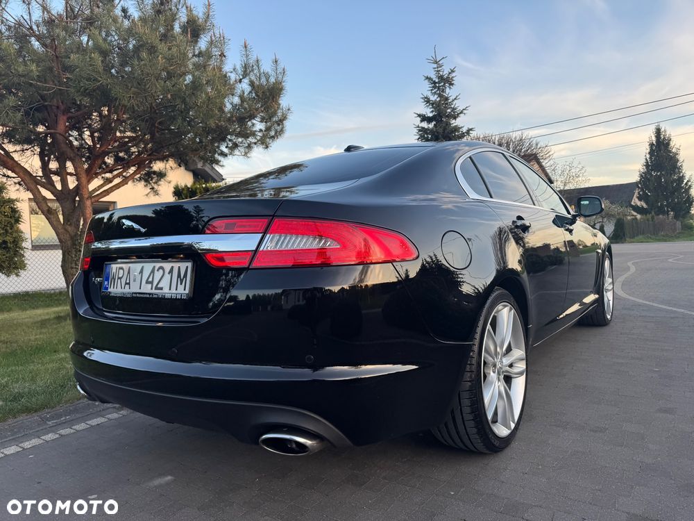 Jaguar XF - 38