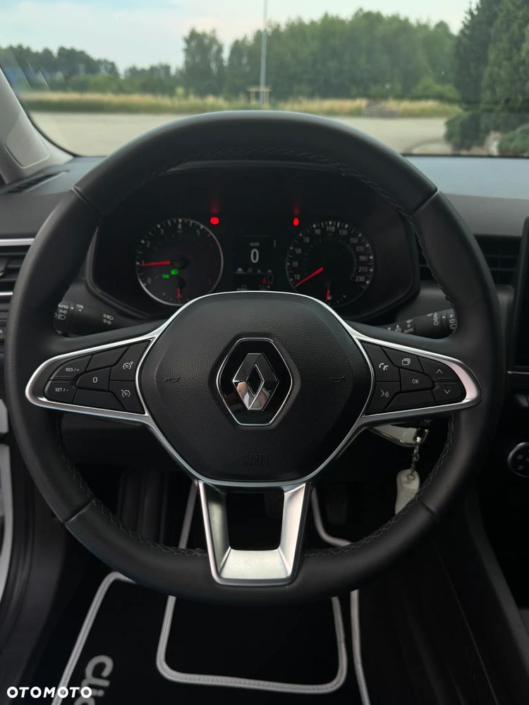 Renault Clio - 37