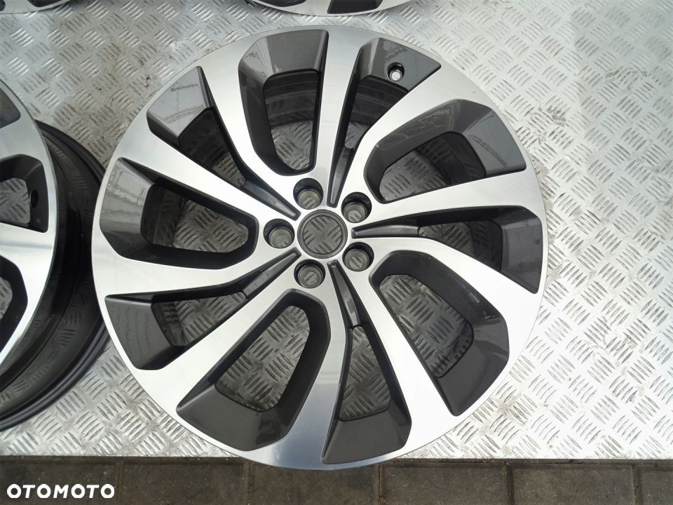 FELGI ALUMINIOWE 20 LAND ROVER 5X108 8JX20CH FV - 3