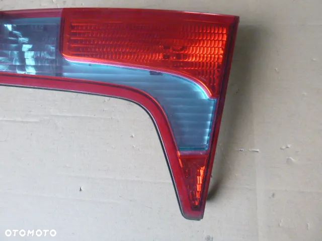 LAMPA PRAWY TYŁ PRAWA TYLNA W KLAPĘ CITROEN C5 I LIFT SEDAN 04-08 - 6