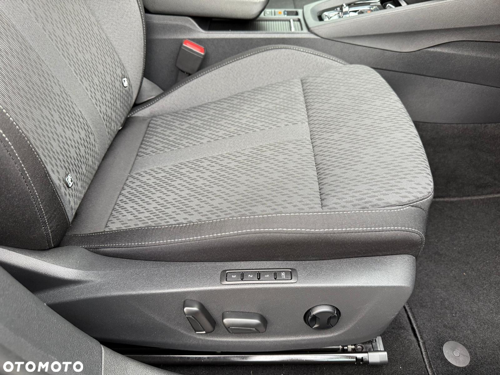 Skoda Octavia 2.0 TDI Style DSG - 13