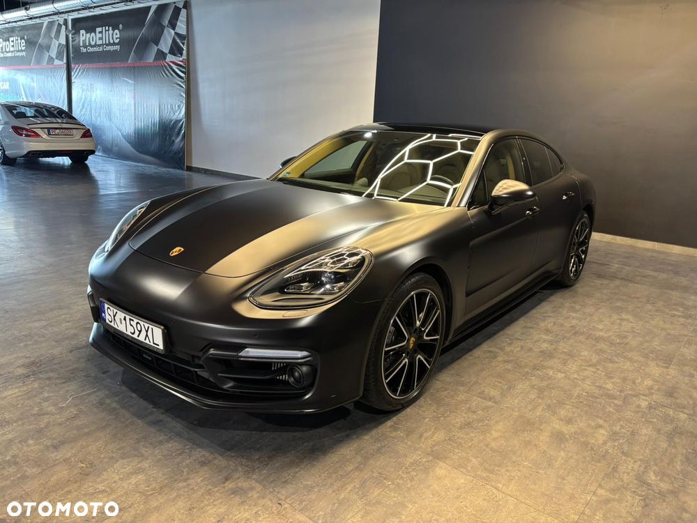 Porsche Panamera 4 E-Hybrid - 2
