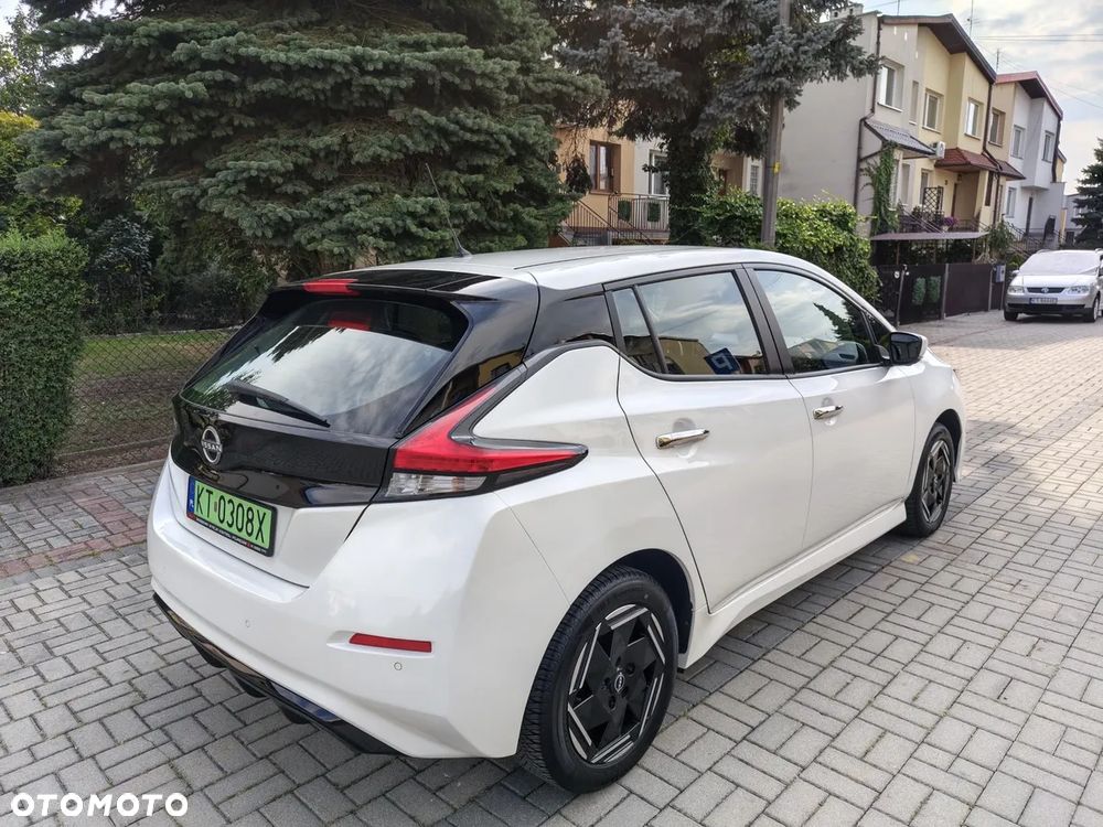 Nissan Leaf 40 kWh Tekna - 22
