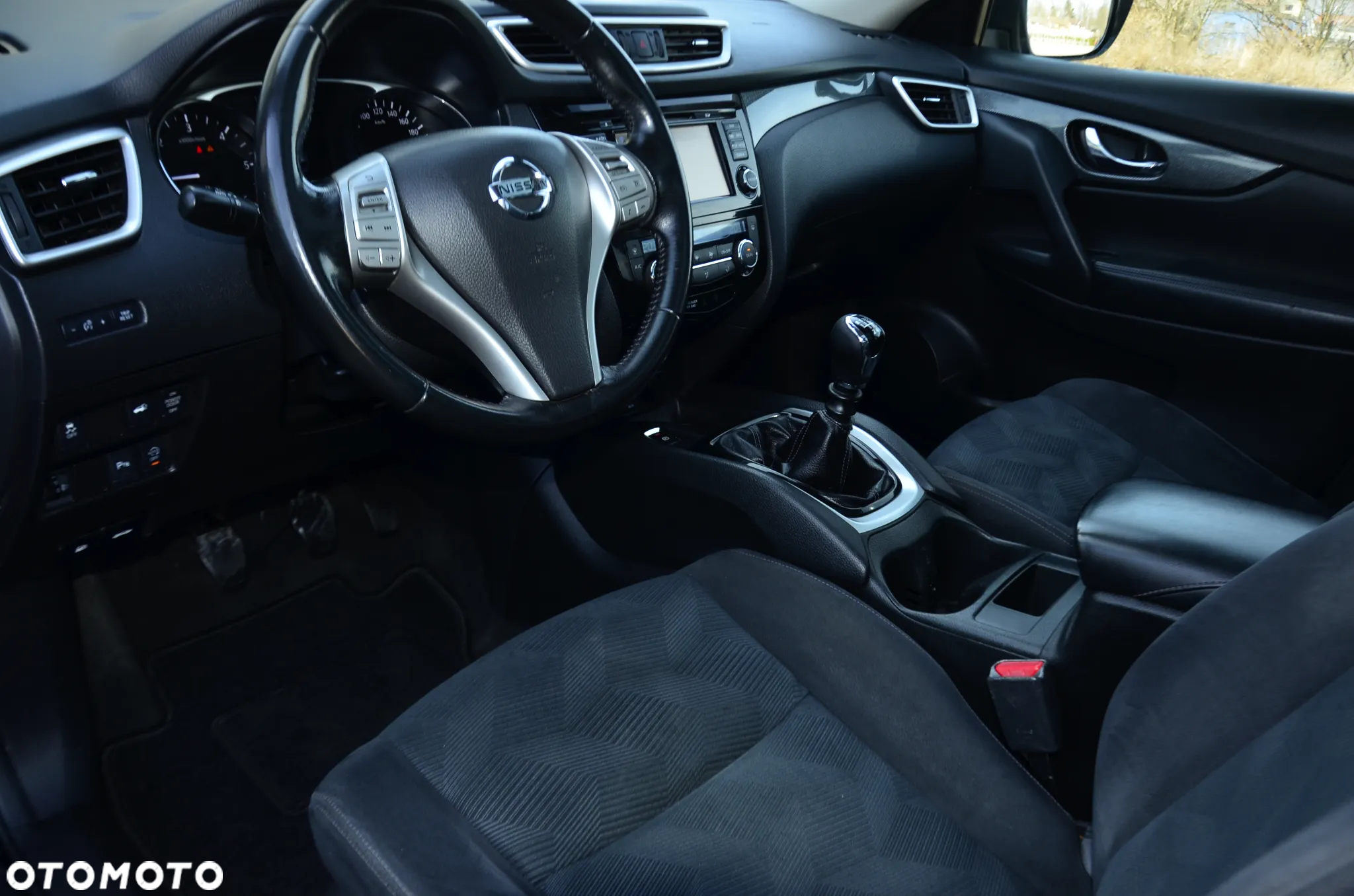 Nissan X-Trail 1.6 dCi N-Vision - 16