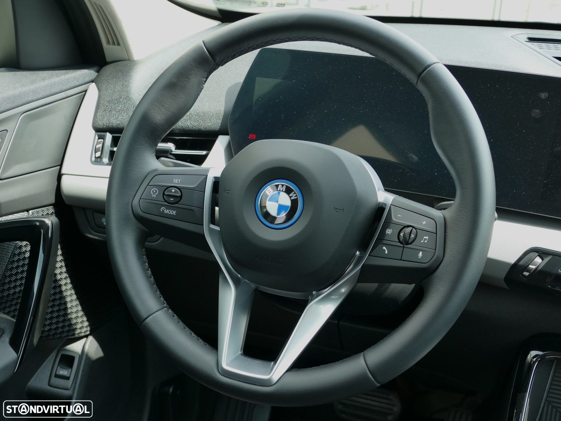 BMW X1 xDrive25e - 37