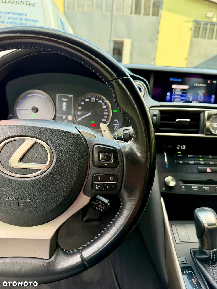 Lexus IS 200t / 300 Elegance - 25