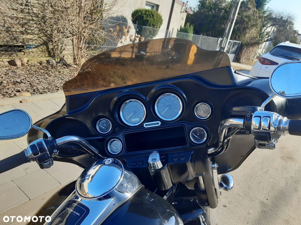 Harley-Davidson FLH Electra Glide - 5