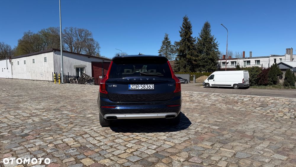 Volvo XC 90 T6 AWD Geartronic Momentum - 4