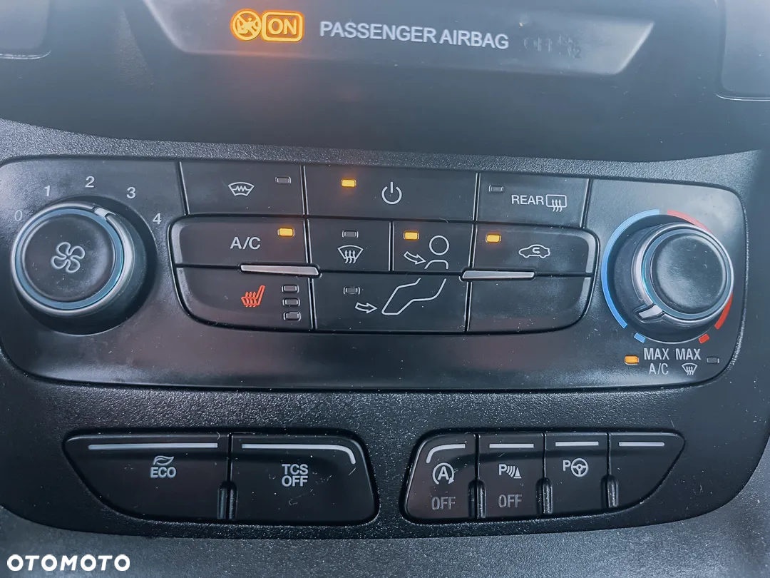 Ford FT Connect 210 L2 1.5 - 26