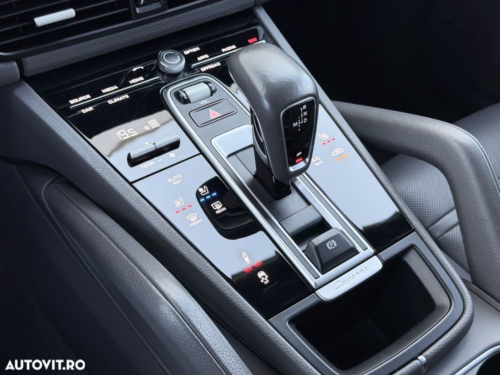 Porsche Cayenne Coupe Tiptronic S - 26