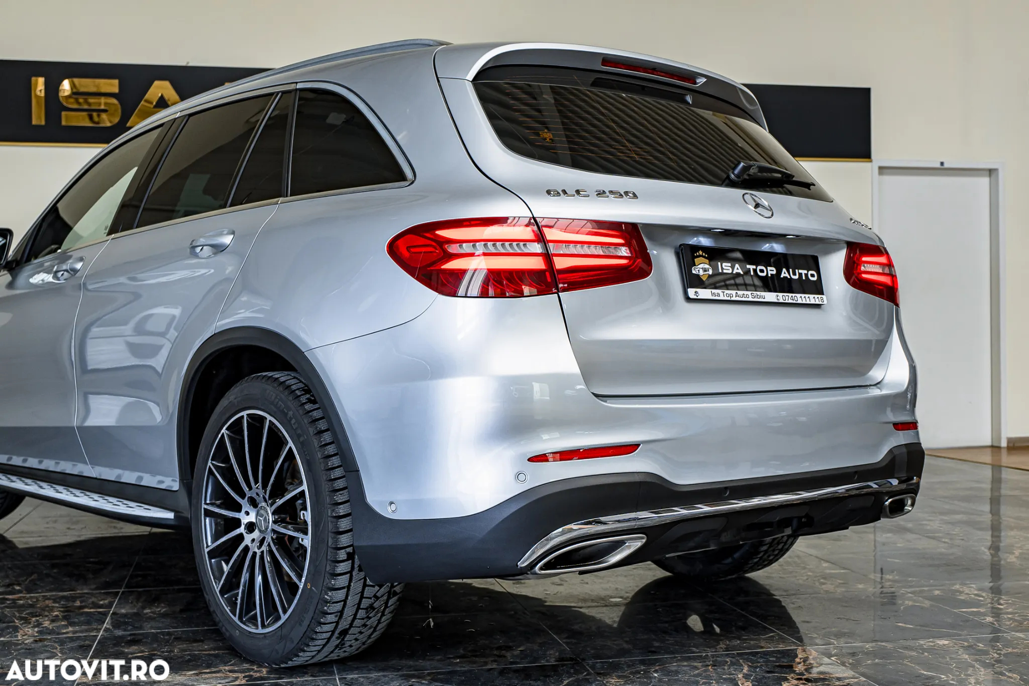 Mercedes-Benz GLC 250 4Matic 9G-TRONIC AMG Line - 28
