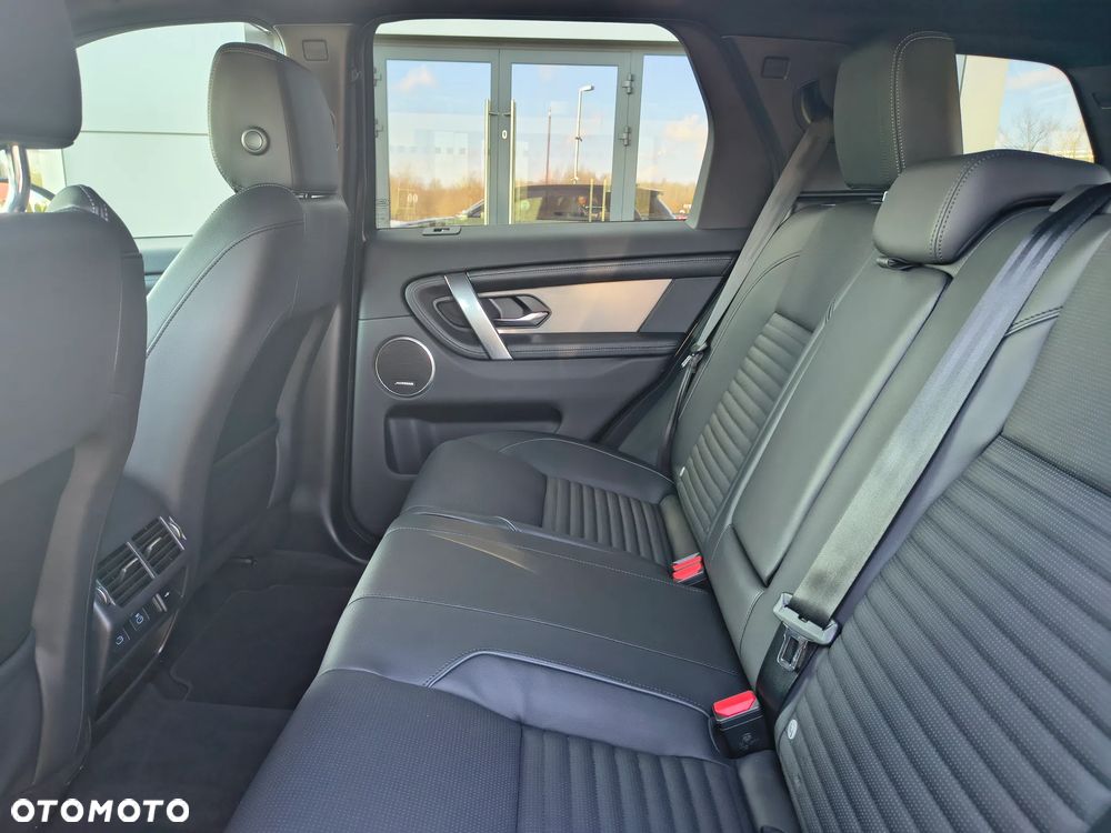 Land Rover Discovery Sport 2.0 D200 mHEV Dynamic SE - 17