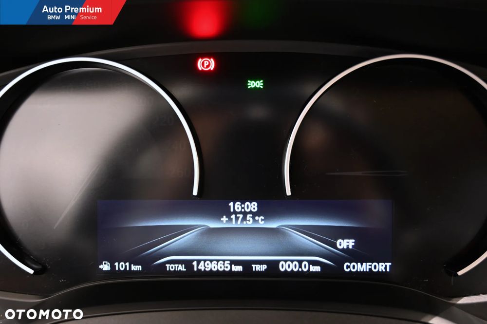 BMW Seria 3 320i - 5